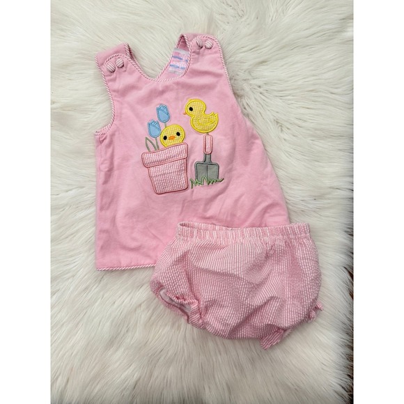 Stitchy Fish Other - Stitchy Fish 2pc Easter chick outfit 3/6m fit